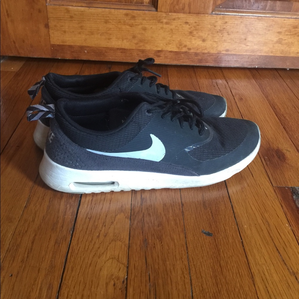 Women’s Nike Air Max Thea